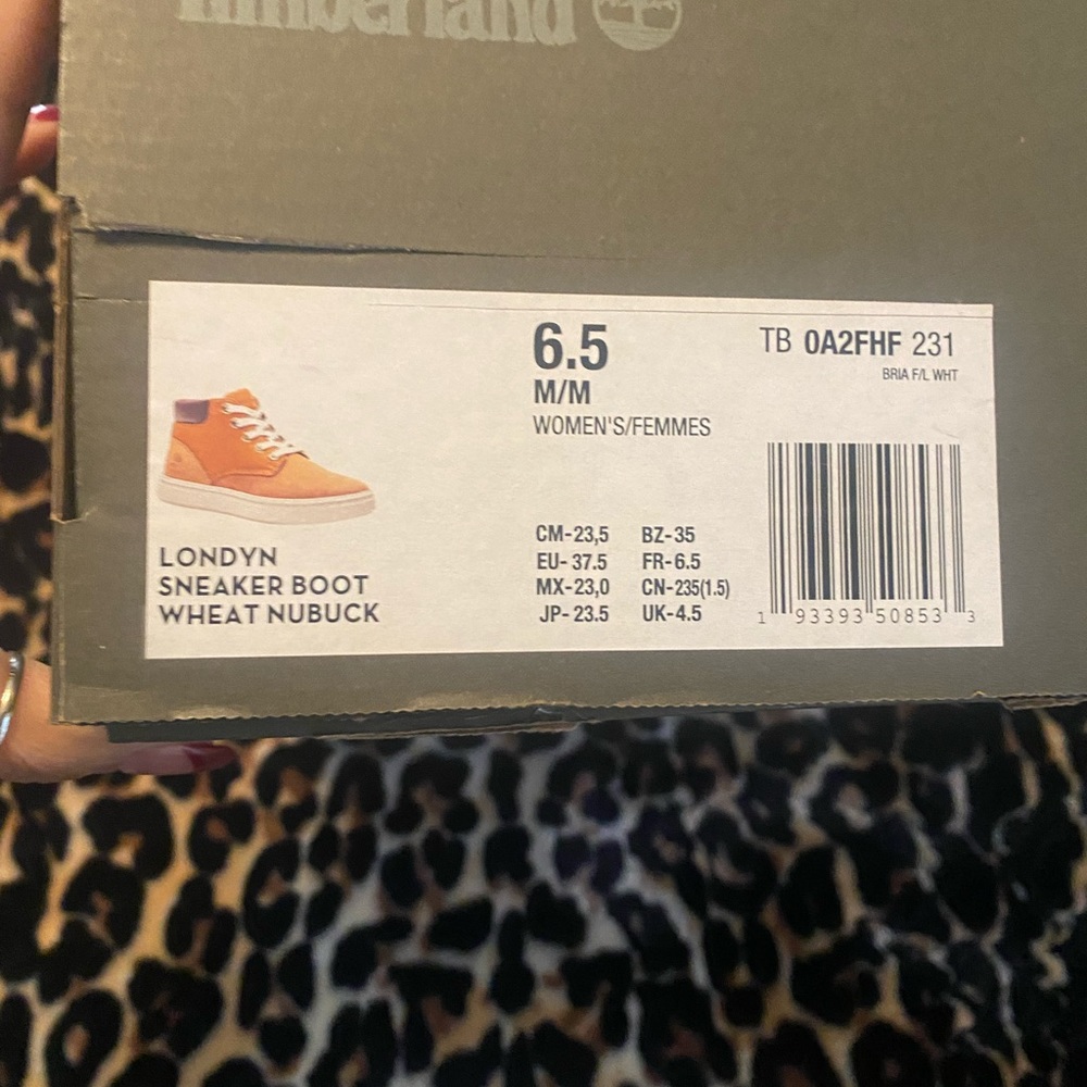 Timberland sneaker boot worn 3 times